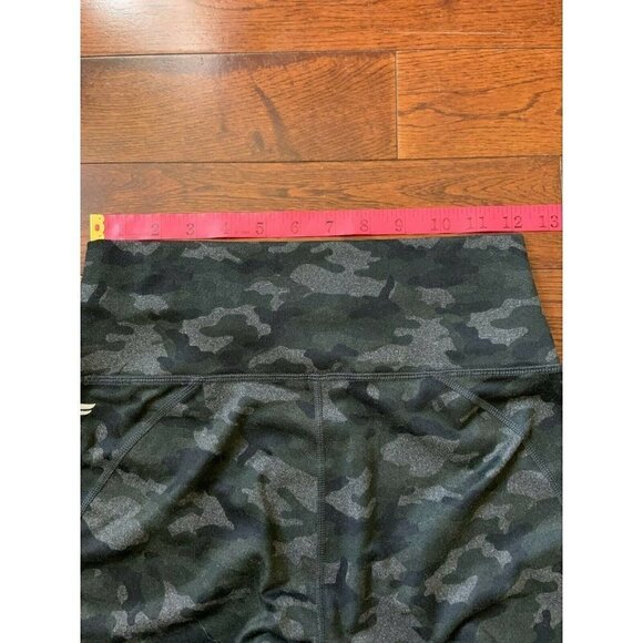 FABLETICS Size XXS Powerhold Womens High Waisted Printed Green Camo Leggings - Picture 6 of 9